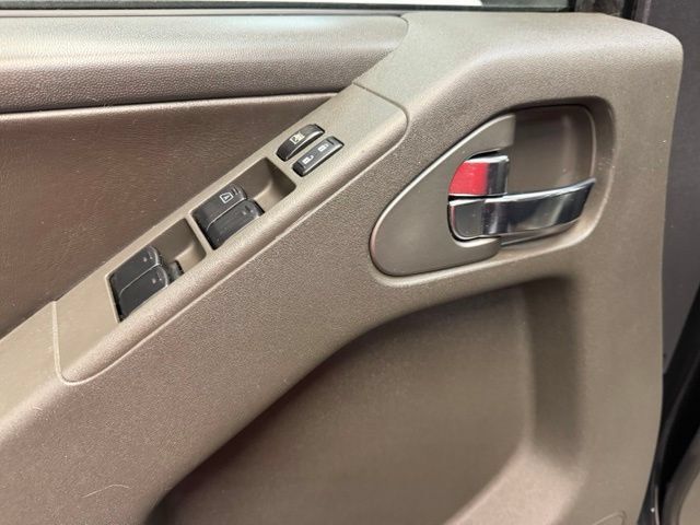 Used 2019 Nissan Frontier PRO-4X AWD/4WD image 10