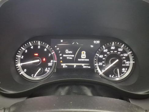 Used 2021 Toyota Highlander XLE AWD/4WD image 15