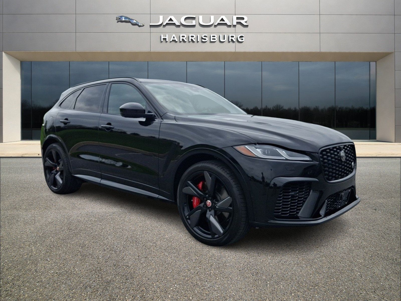 Used 2022 Jaguar F-PACE SVR AWD/4WD image 5