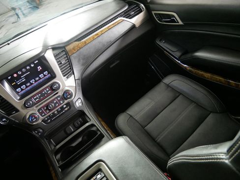 Used 2016 GMC Yukon XL Denali w/ Open Road Package image 11