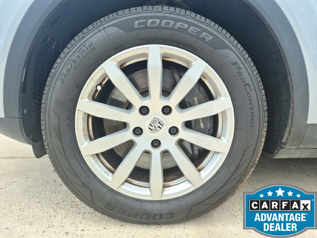 Used 2022 Porsche Cayenne Platinum Edition AWD/4WD image 33