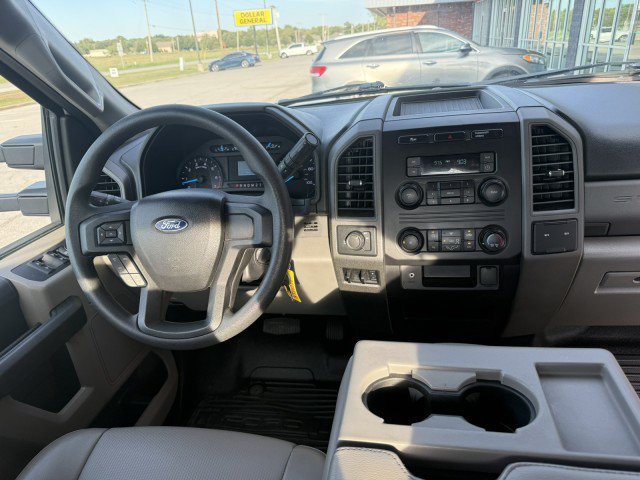 Used 2017 Ford F250 XL w/ Power Equipment Group RWD image 7