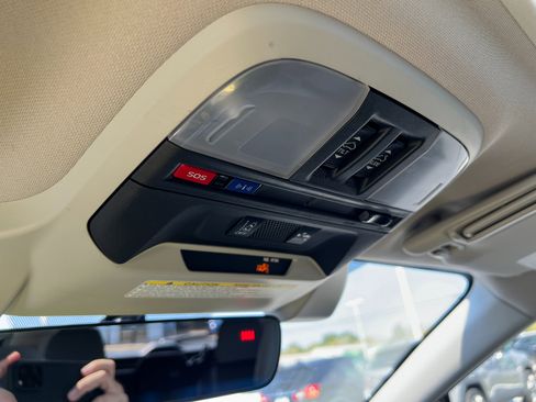 Used 2020 Subaru Crosstrek 2.0i Premium w/ Moonroof Package 2 image 48