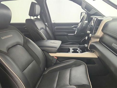 Used 2019 RAM 1500 Laramie image 33