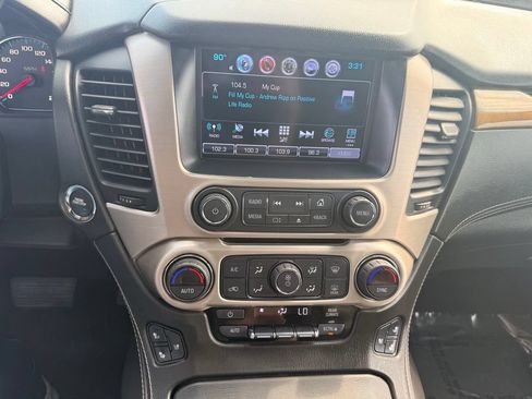 Used 2017 GMC Yukon Denali w/ Open Road Package AWD/4WD image 27