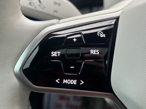 Used 2023 Volkswagen ID.4 Pro S Plus image 52