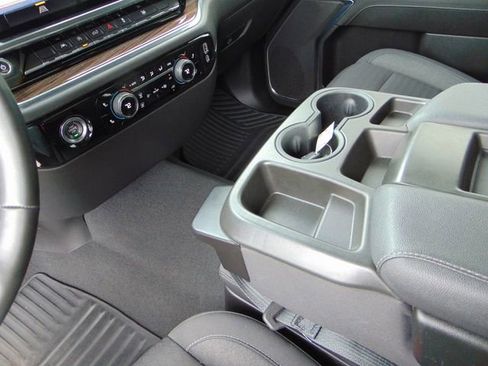 Used 2023 Chevrolet Silverado 1500 LT AWD/4WD image 14