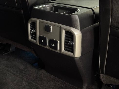 Used 2017 Ford F150 Lariat RWD image 40