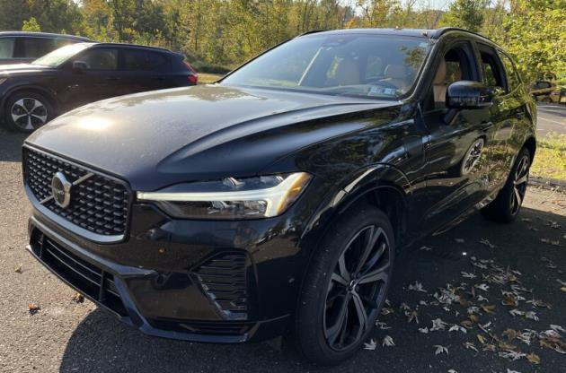 Used 2024 Volvo XC60 T8 Ultimate w/ Climate Package AWD/4WD image 1