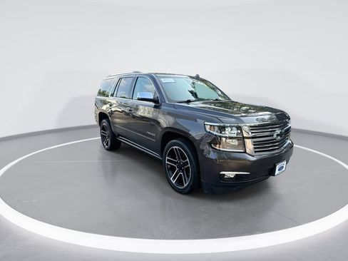 Used 2017 Chevrolet Tahoe Premier AWD/4WD image 2