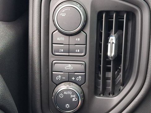 Used 2023 Chevrolet Silverado 1500 Custom Trail Boss w/ LPO, Dark Essentials Package AWD/4WD image 23