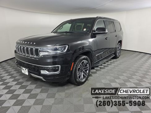 Used 2024 Jeep Wagoneer Series II image 1