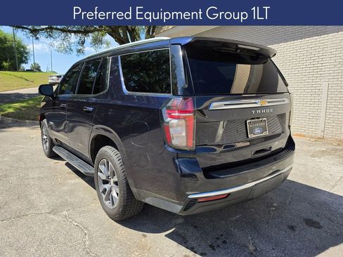 Used 2021 Chevrolet Tahoe LT w/ LT Signature Package RWD image 2
