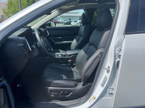 Used 2025 MAZDA CX-50 2.5 Hybrid w/ Premium Plus Pkg AWD/4WD image 28