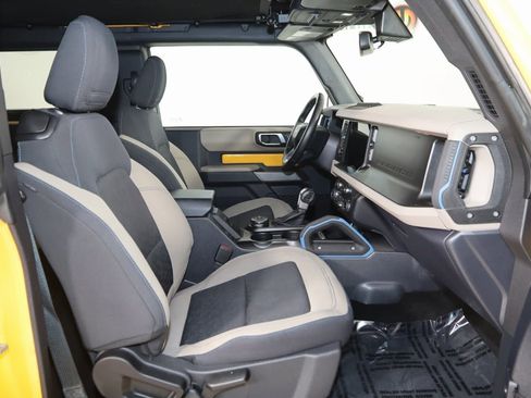 Used 2022 Ford Bronco Wildtrak image 13