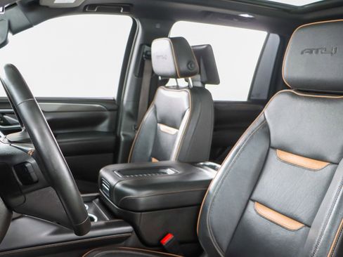 Used 2023 GMC Yukon XL AT4 w/ AT4 Premium Plus Package image 28