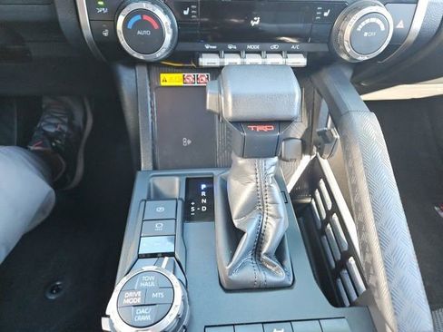 Used 2025 Toyota 4Runner TRD Off-Road image 17