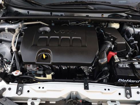 Used 2017 Toyota Corolla LE image 10