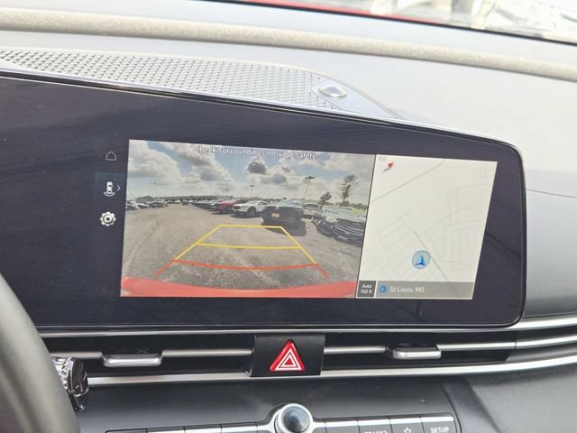 Used 2023 Hyundai Elantra SEL w/ Convenience Package FWD image 22