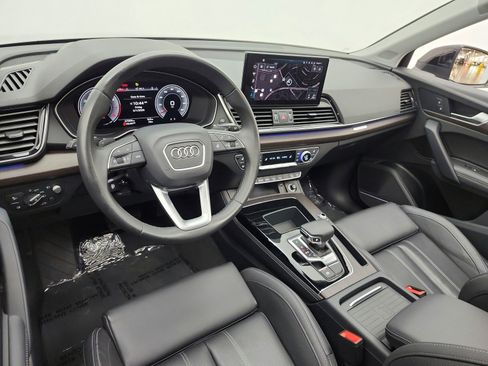 Used 2023 Audi Q5 2.0T Prestige w/ Prestige Package AWD/4WD image 12
