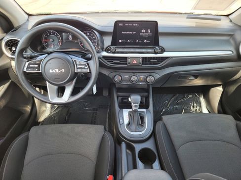 Used 2023 Kia Forte LXS image 13