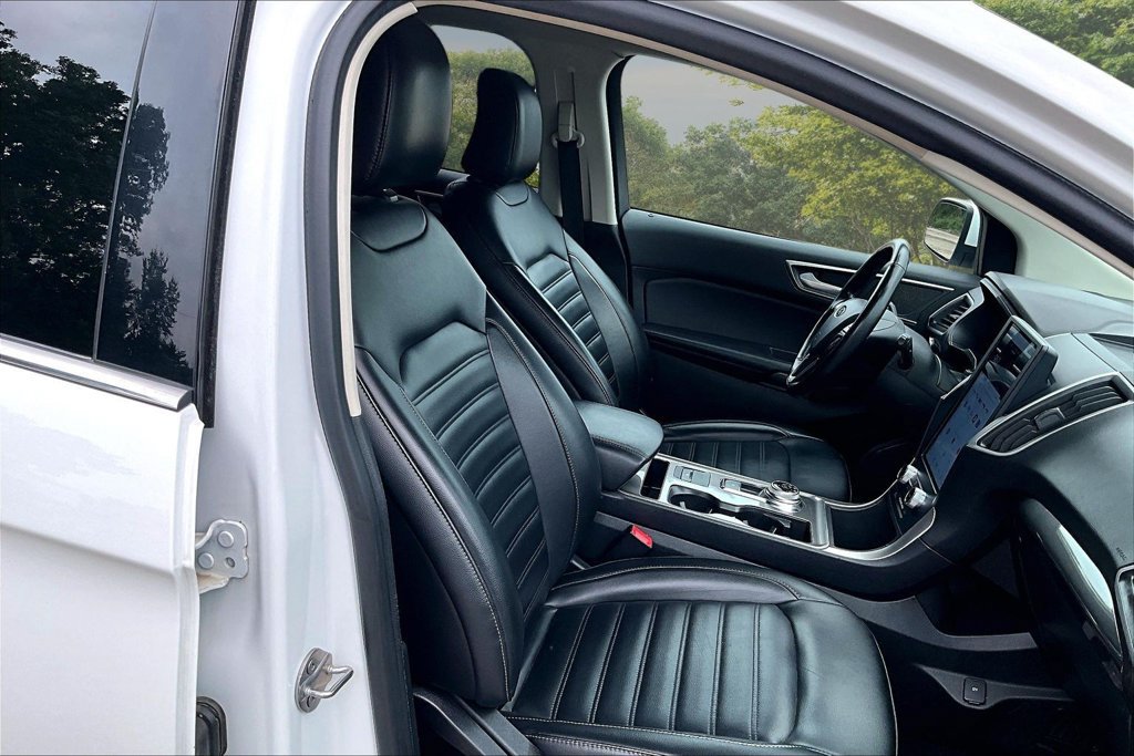 Used 2023 Ford Edge SEL AWD/4WD image 7