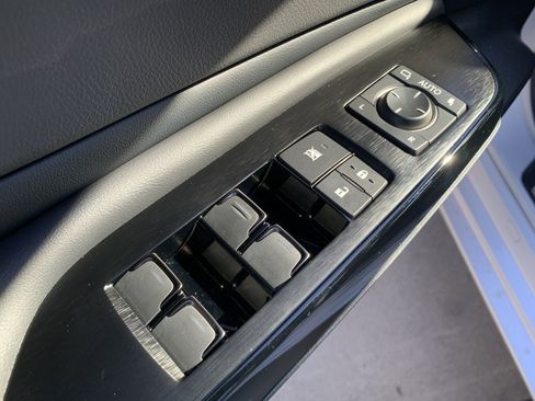 Certified 2025 Lexus ES 350 w/ Premium Package image 15