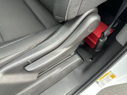 Used 2025 Chevrolet Silverado 1500 W/T image 12