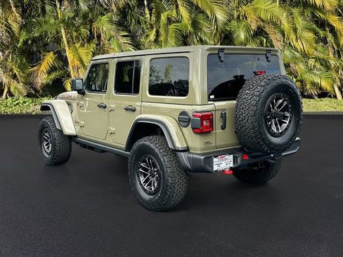 New 2026 Jeep Wrangler Unlimited Rubicon w/ Xtreme 35 Tire Package AWD/4WD image 3