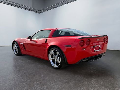 Used 2011 Chevrolet Corvette Grand Sport w/ Preferred Equipment Group image 3