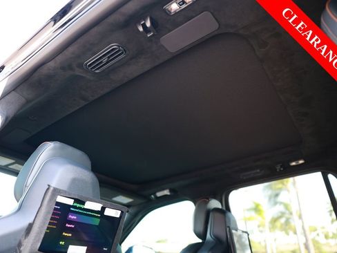Used 2025 Lincoln Navigator Black Label AWD/4WD image 38
