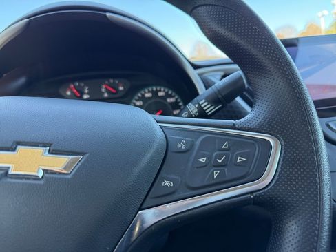 Used 2024 Chevrolet Malibu LT image 16