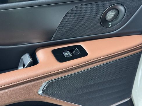 New 2026 Lincoln Nautilus Reserve image 55