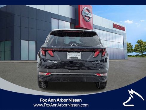 Used 2024 Hyundai Tucson Blue image 4