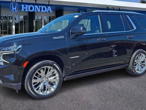 Used 2021 Chevrolet Tahoe High Country w/ Premium Package AWD/4WD image 4