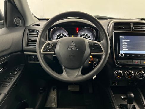 Used 2026 Mitsubishi Outlander Sport AWD image 13