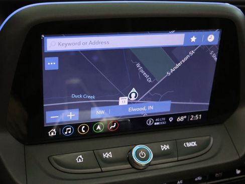 Used 2023 Chevrolet Camaro SS RWD image 8