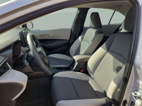 Used 2023 Toyota Corolla LE FWD image 21