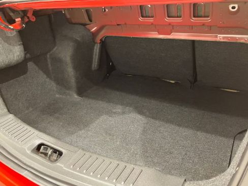 Used 2013 Ford Fiesta SE FWD image 32