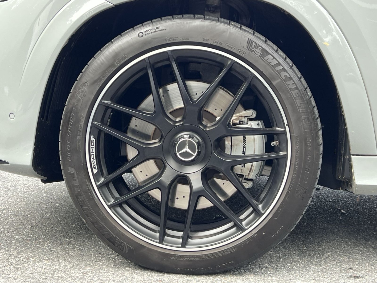 Used 2024 Mercedes-Benz GLE 53 AMG 4MATIC image 17