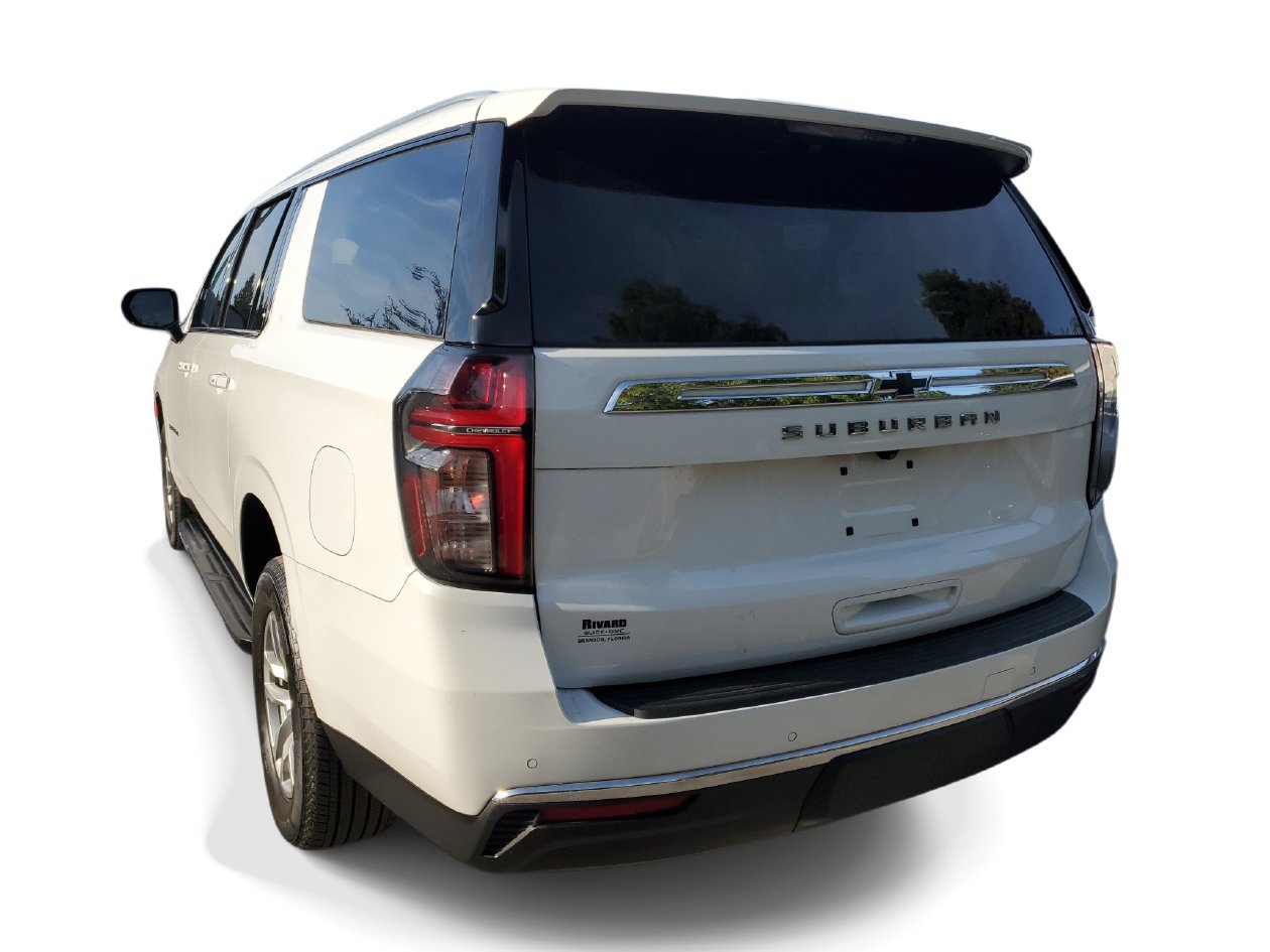 Used 2023 Chevrolet Suburban LS w/ Driver Alert Package RWD image 3