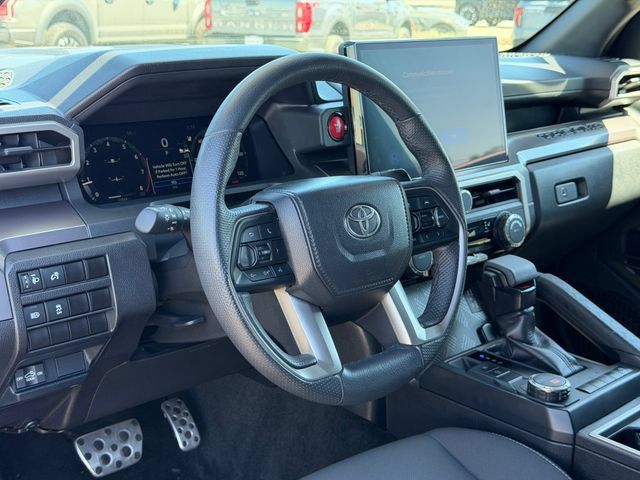 Used 2025 Toyota Tacoma TRD Sport RWD image 7