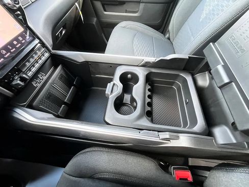 New 2026 RAM 3500 Big Horn AWD/4WD image 30