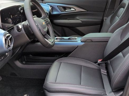 New 2026 Chevrolet Equinox EV LT FWD image 19