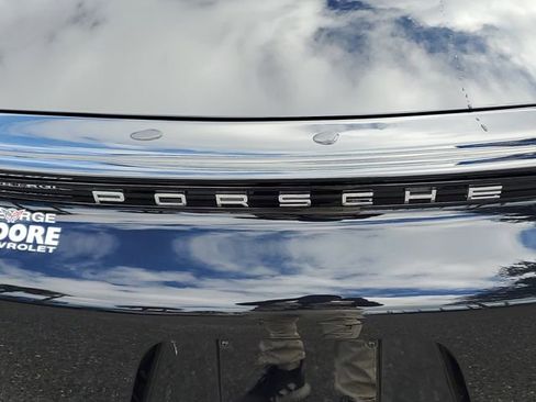 Used 2019 Porsche 718 Boxster image 6