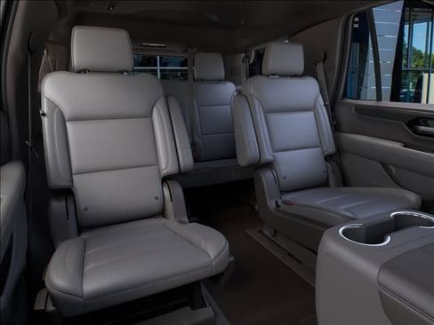New 2026 GMC Yukon Elevation w/ Elevation Premium Package AWD/4WD image 17