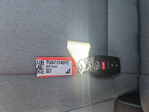Used 2026 Toyota Camry LE w/ Convenience Package FWD image 20