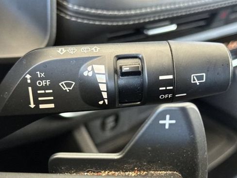 Used 2024 Nissan Rogue SV AWD/4WD image 40
