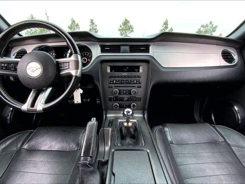 Used 2014 Ford Mustang GT Premium image 14