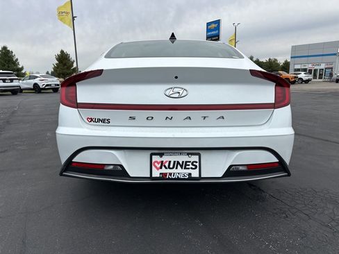 Used 2021 Hyundai Sonata SE image 11